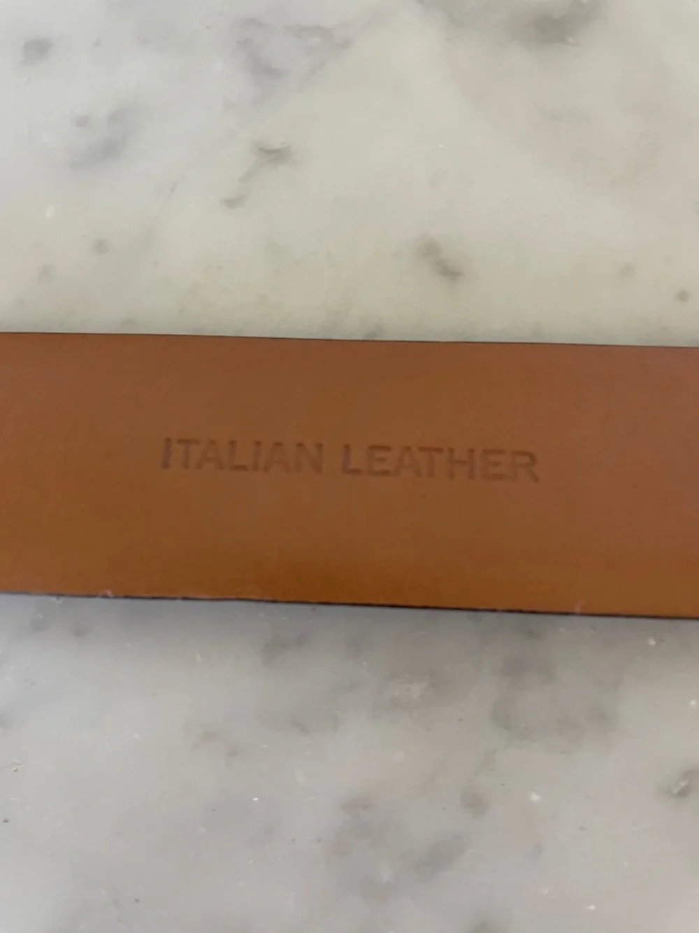 POLO RALPH LAUREN Men’s Black Leather Belt with Brass Gold-Tone Buckle